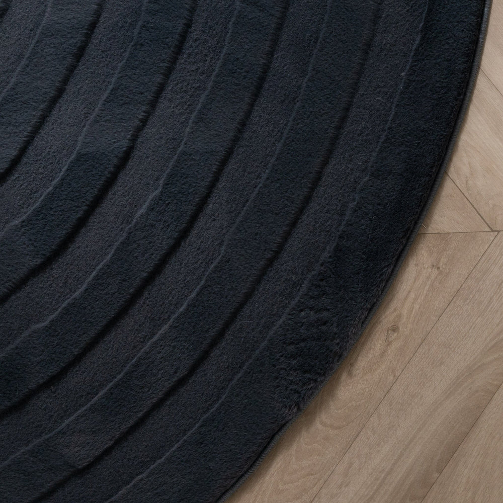 Irregular Rug - Flowy Wavy Anthracite