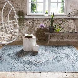 Vintage rug – Aqua blue/light blue